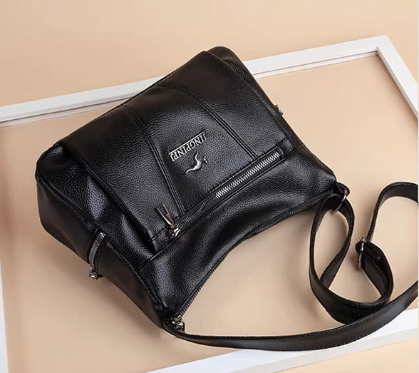 CL1620 - Retro Multi-Layer Messenger Bag