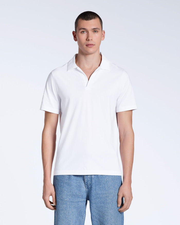 S / White