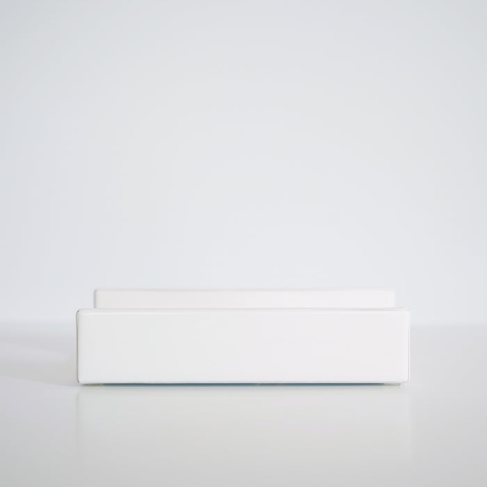 White Gold Essentials Flat Towel Holder